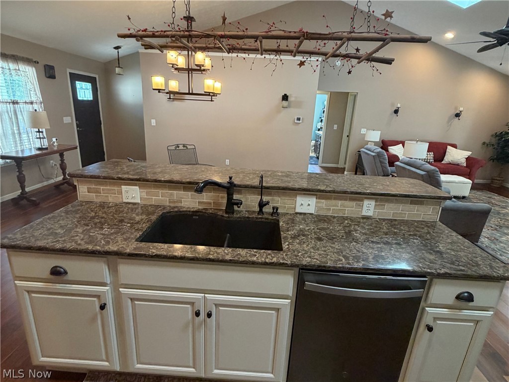 3312 Pine Ridge Drive Ravenna OH 44266