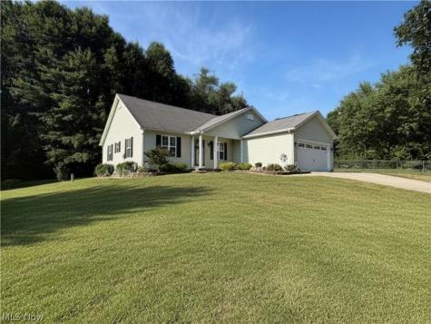 3312 Pine Ridge Drive Ravenna OH 44266
