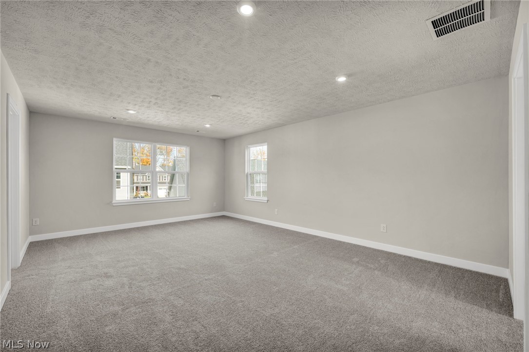 24050 W Pier Point Olmsted Falls OH 44138