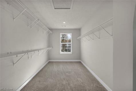 24050 W Pier Point Olmsted Falls OH 44138