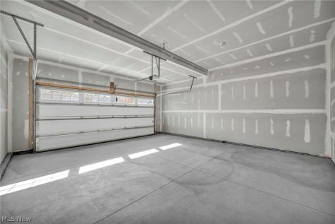 24050 W Pier Point Olmsted Falls OH 44138