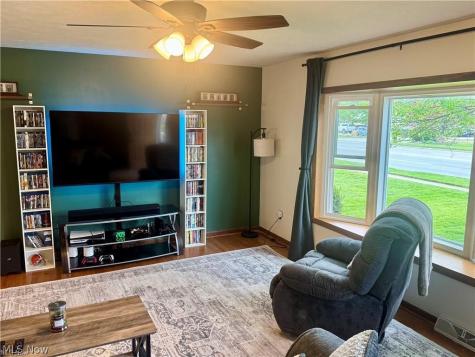 757 Abbe Road N Elyria OH 44035