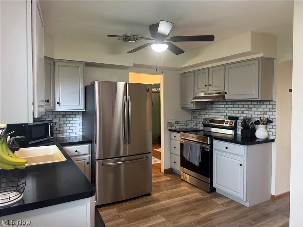 757 Abbe Road N Elyria OH 44035