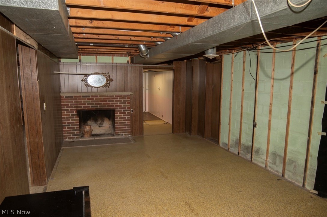 1575 Niles Cortland Road NE Warren OH 44484