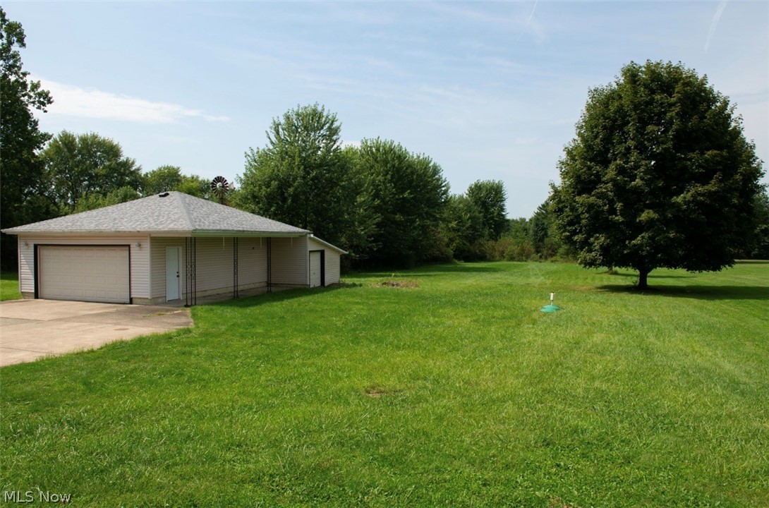 1575 Niles Cortland Road NE Warren OH 44484