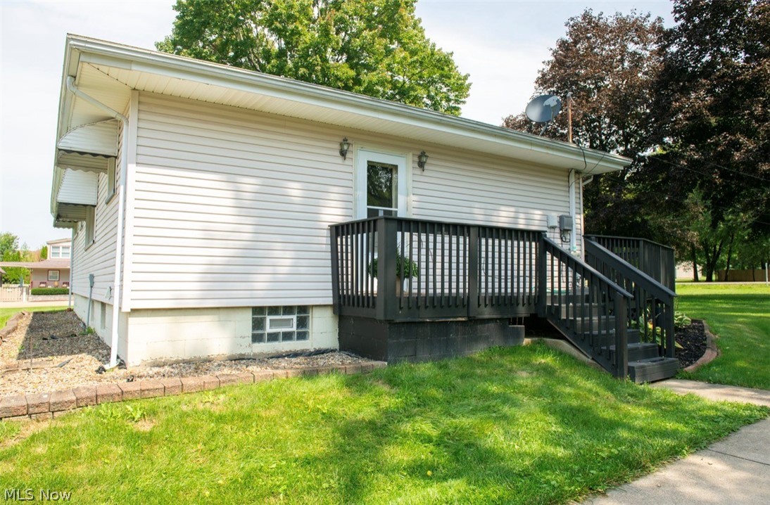 1575 Niles Cortland Road NE Warren OH 44484