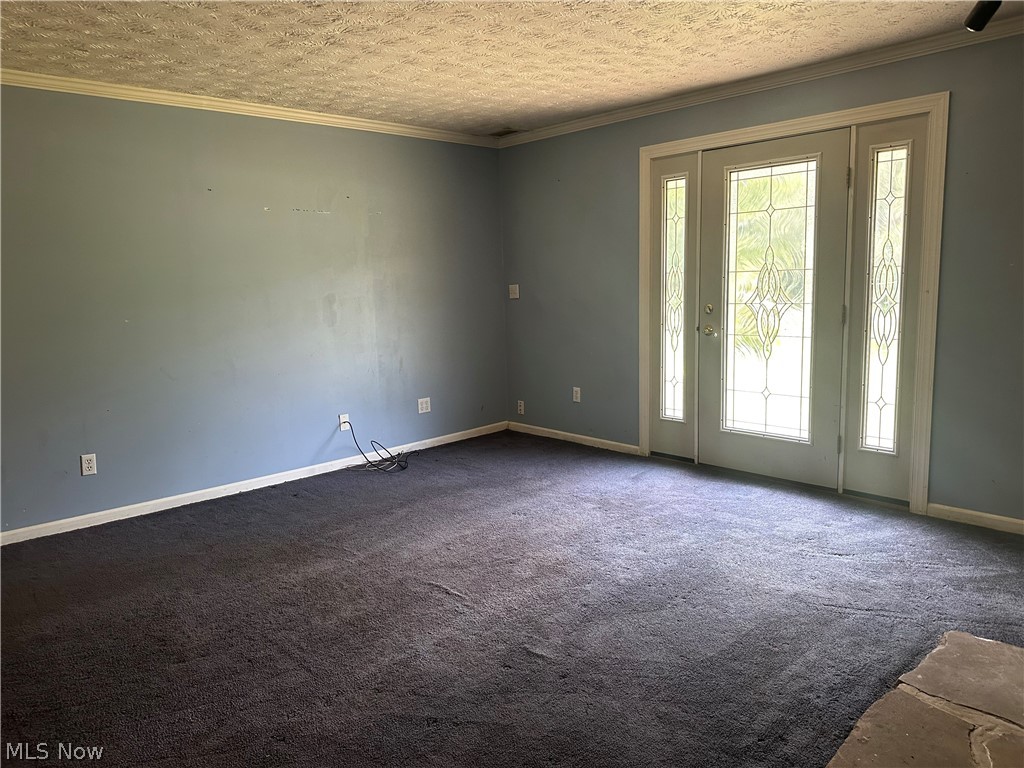4918 Lakeview Road West Farmington OH 44491