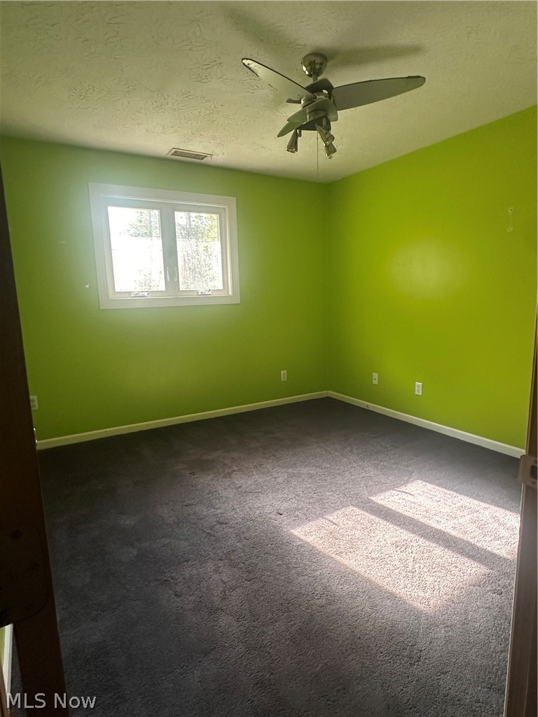 4918 Lakeview Road West Farmington OH 44491