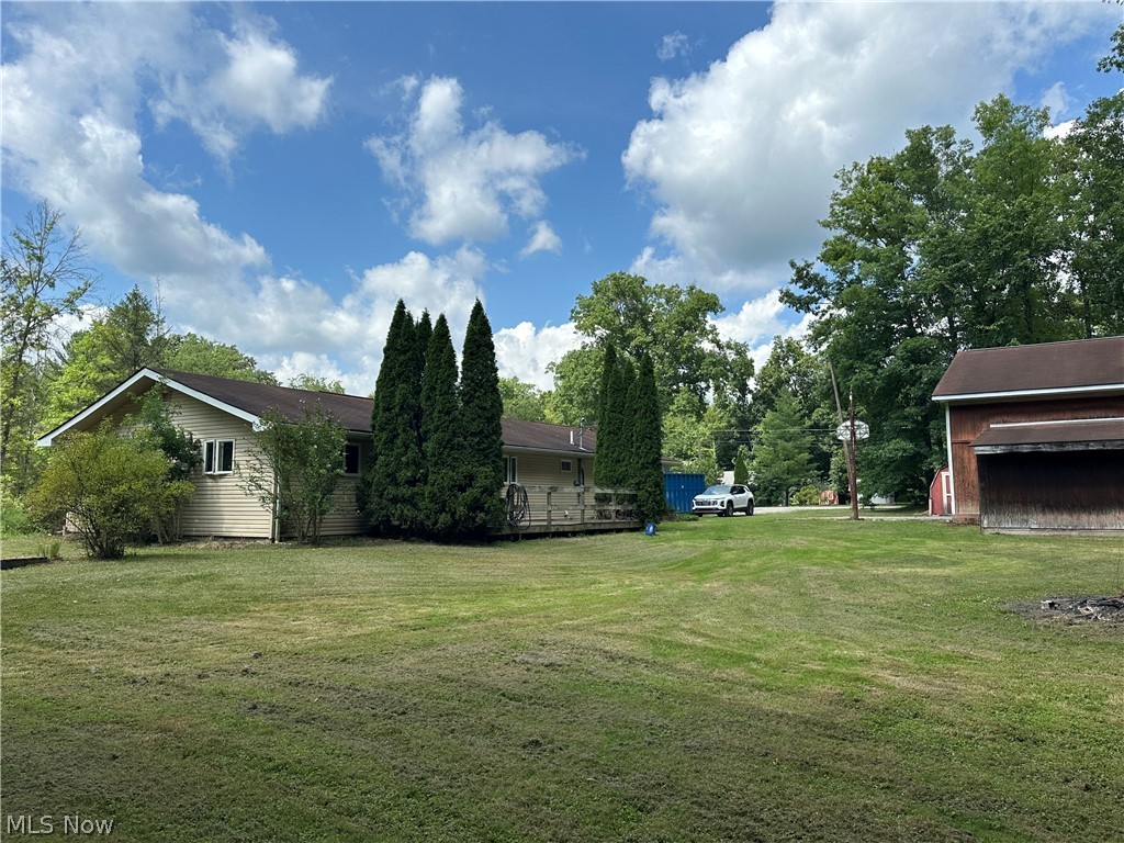 4918 Lakeview Road West Farmington OH 44491