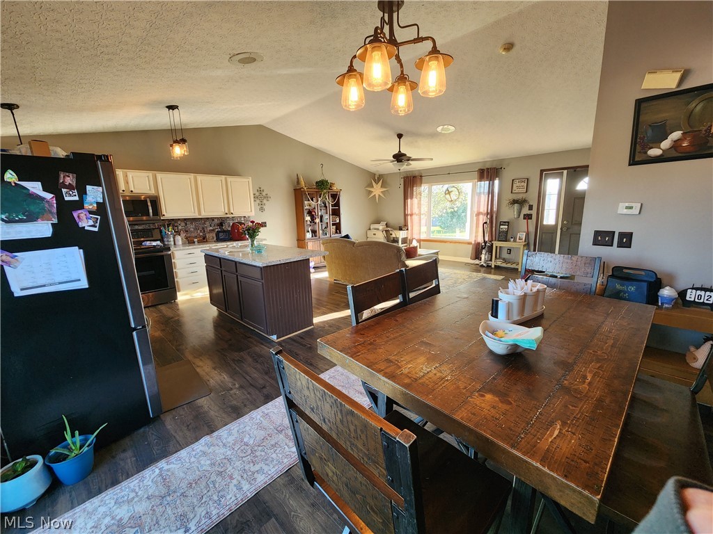 8550 Goldenrod Drive Zanesville OH 43821