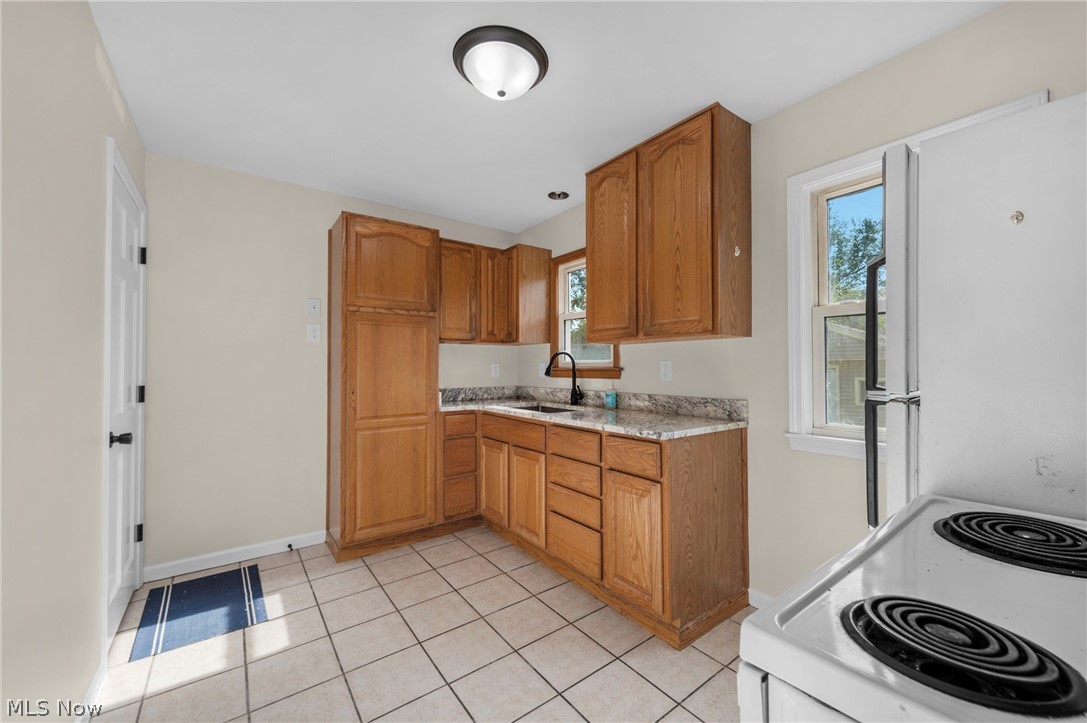 221 Inwood Boulevard Avon Lake OH 44012