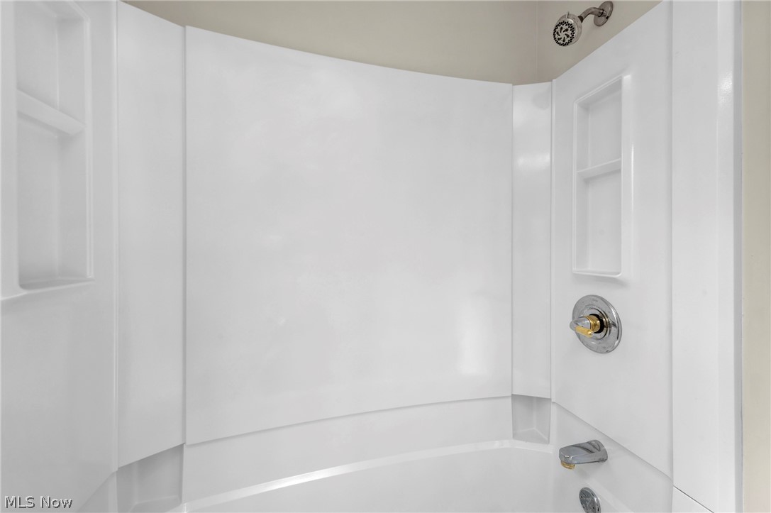 221 Inwood Boulevard Avon Lake OH 44012