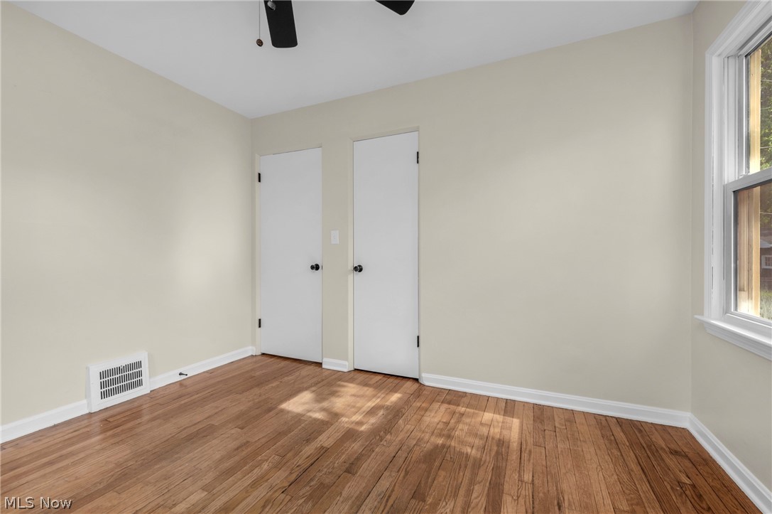 221 Inwood Boulevard Avon Lake OH 44012
