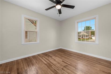 221 Inwood Boulevard Avon Lake OH 44012