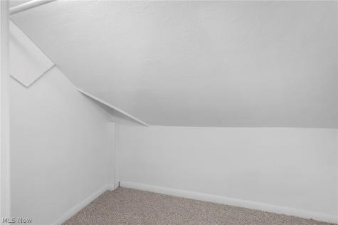 221 Inwood Boulevard Avon Lake OH 44012