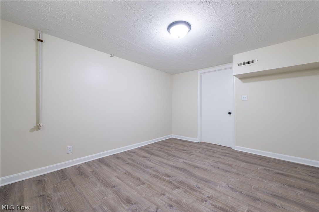 221 Inwood Boulevard Avon Lake OH 44012
