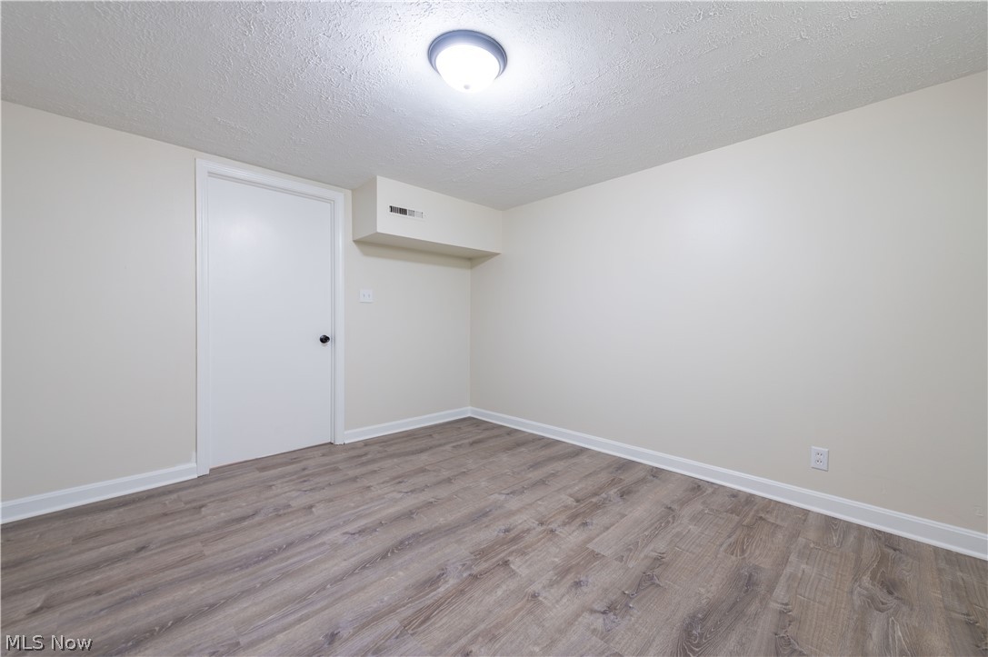 221 Inwood Boulevard Avon Lake OH 44012
