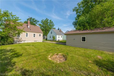 221 Inwood Boulevard Avon Lake OH 44012