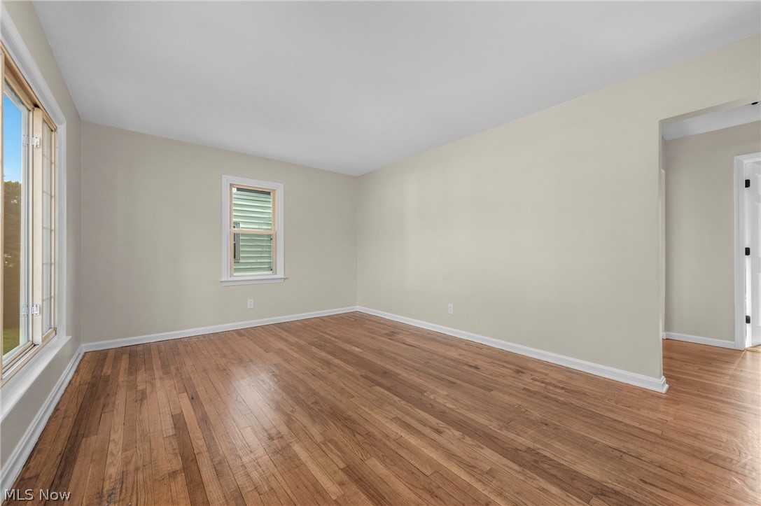 221 Inwood Boulevard Avon Lake OH 44012