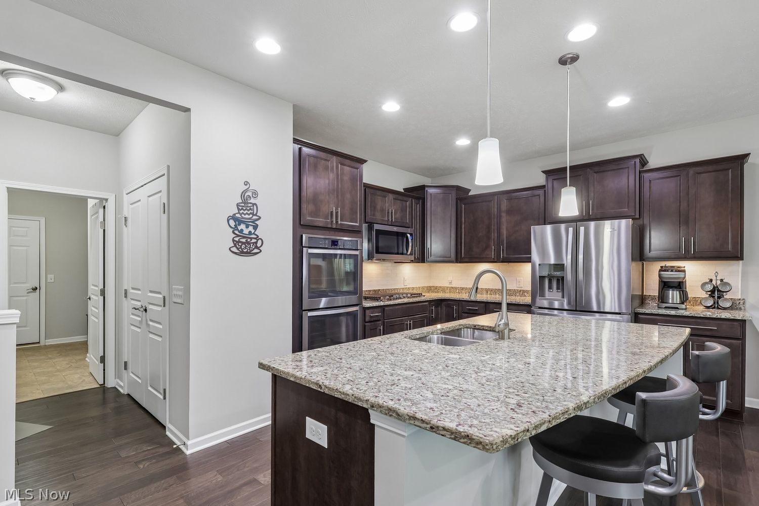 8098 Castleton Drive Mentor OH 44060
