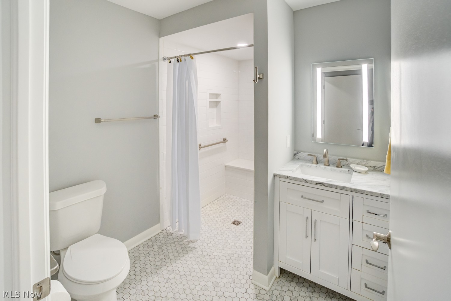 15207 Hook Hollow Road Novelty OH 44072