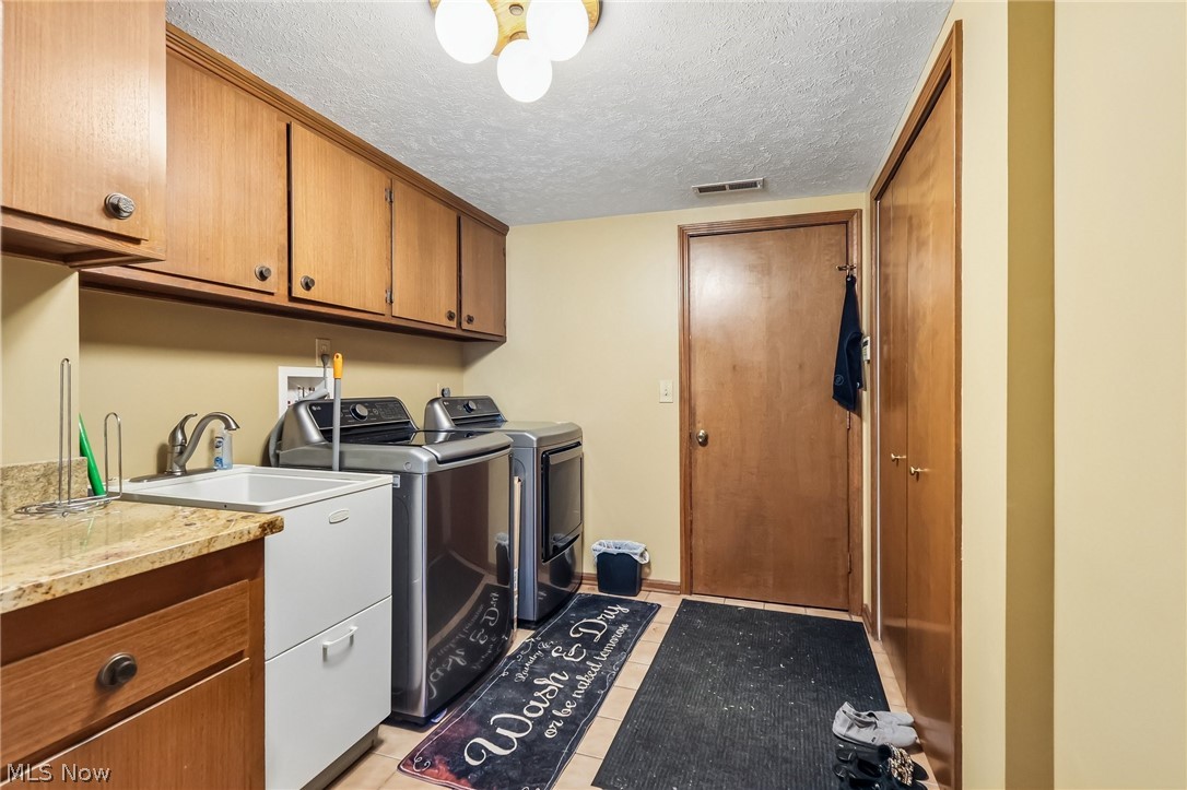 691 Davidson Drive Highland Heights OH 44143
