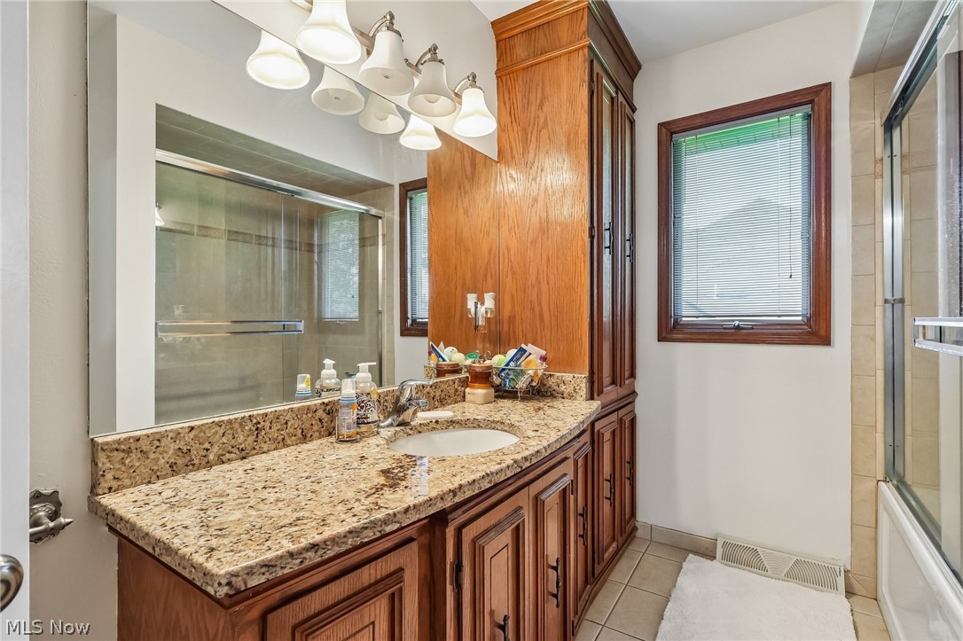 691 Davidson Drive Highland Heights OH 44143