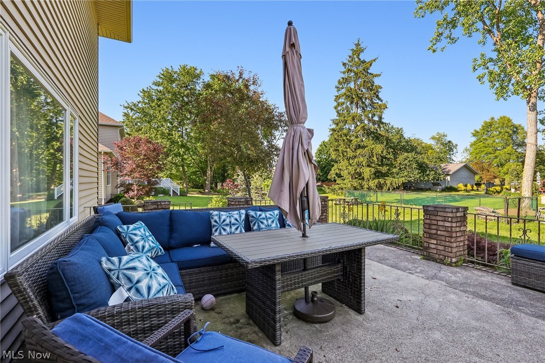 691 Davidson Drive Highland Heights OH 44143