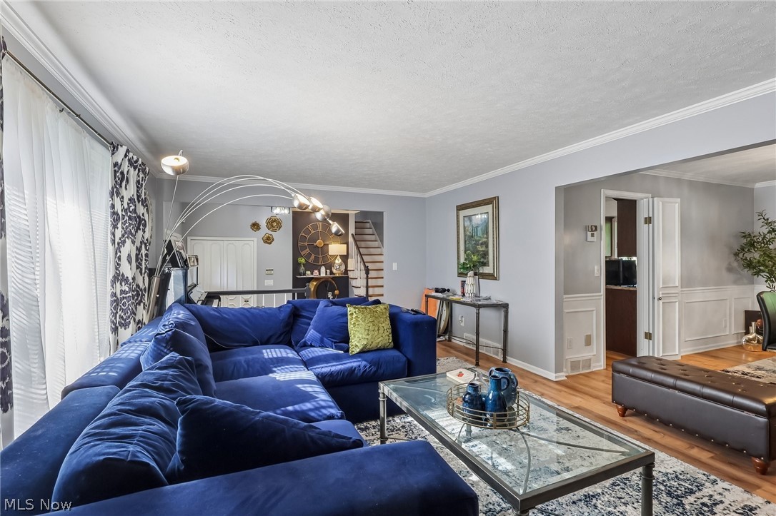 691 Davidson Drive Highland Heights OH 44143