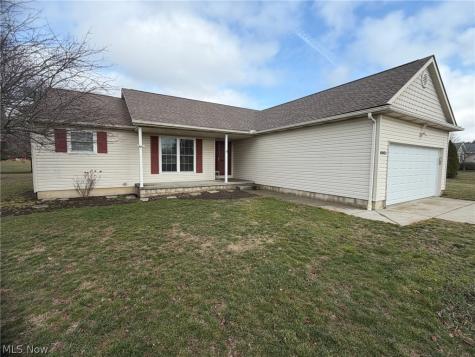 6561 Swamp Street NE Hartville OH 44632