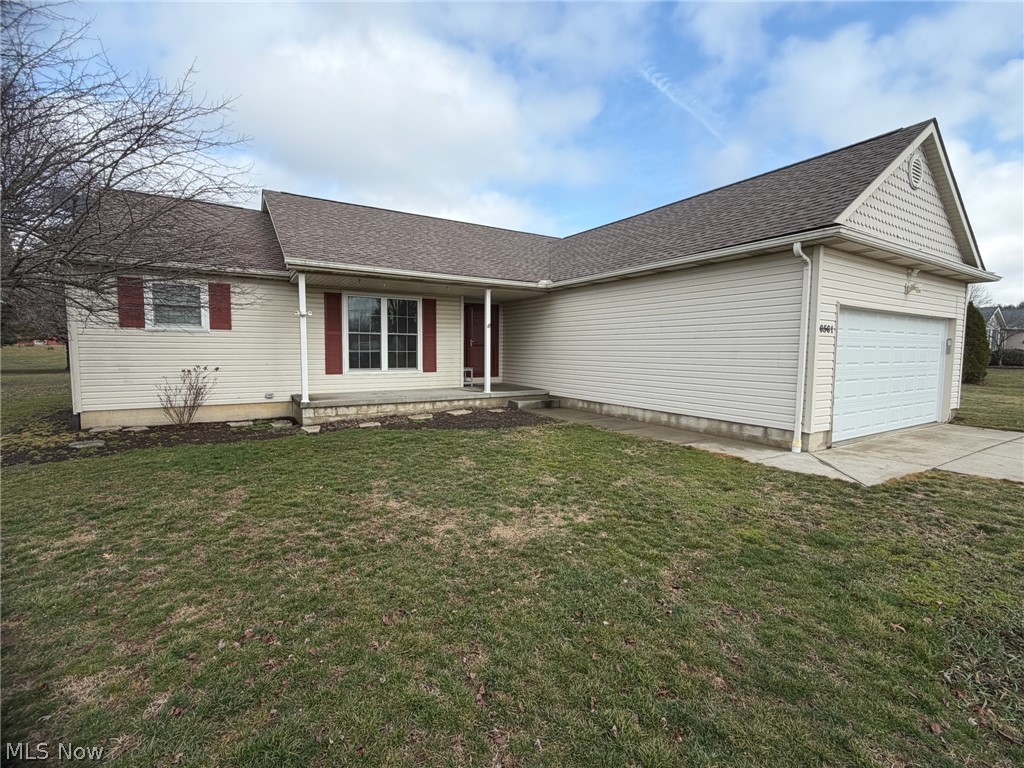 6561 Swamp Street NE Hartville OH 44632