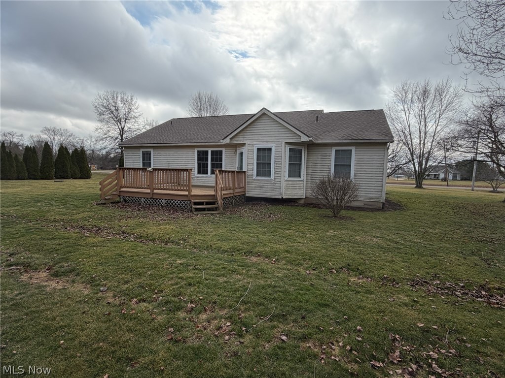 6561 Swamp Street NE Hartville OH 44632