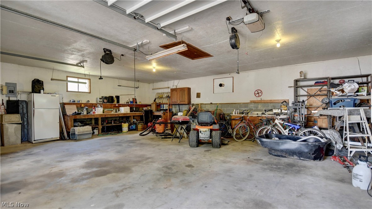24328 Township Road 252b Newcomerstown OH 43832