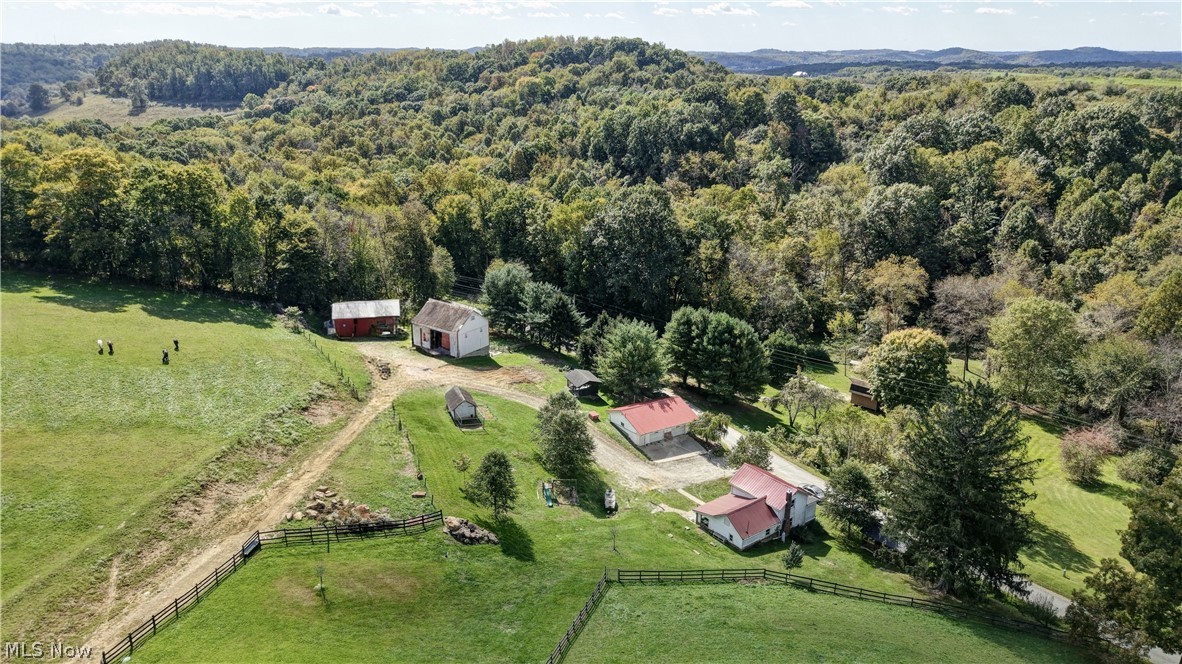 24328 Township Road 252b Newcomerstown OH 43832