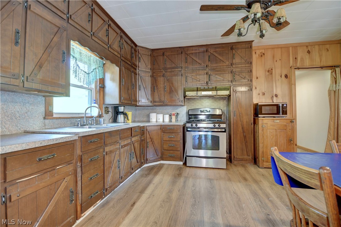 24328 Township Road 252b Newcomerstown OH 43832