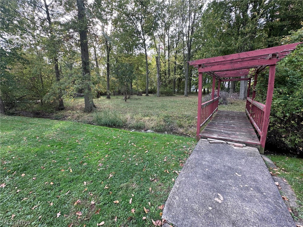 572 Buckeye Drive Sheffield Lake OH 44054