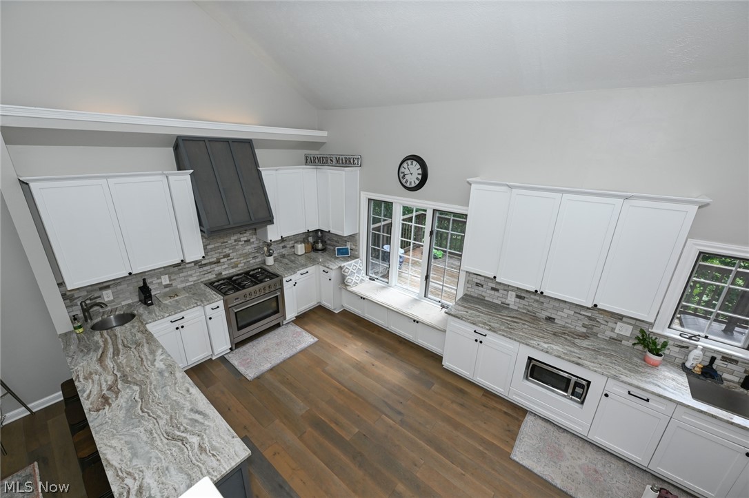 8465 Settlers Passage Brecksville OH 44141