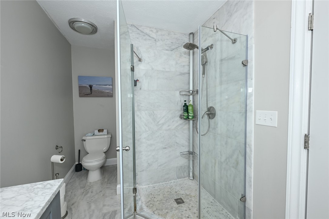 8465 Settlers Passage Brecksville OH 44141