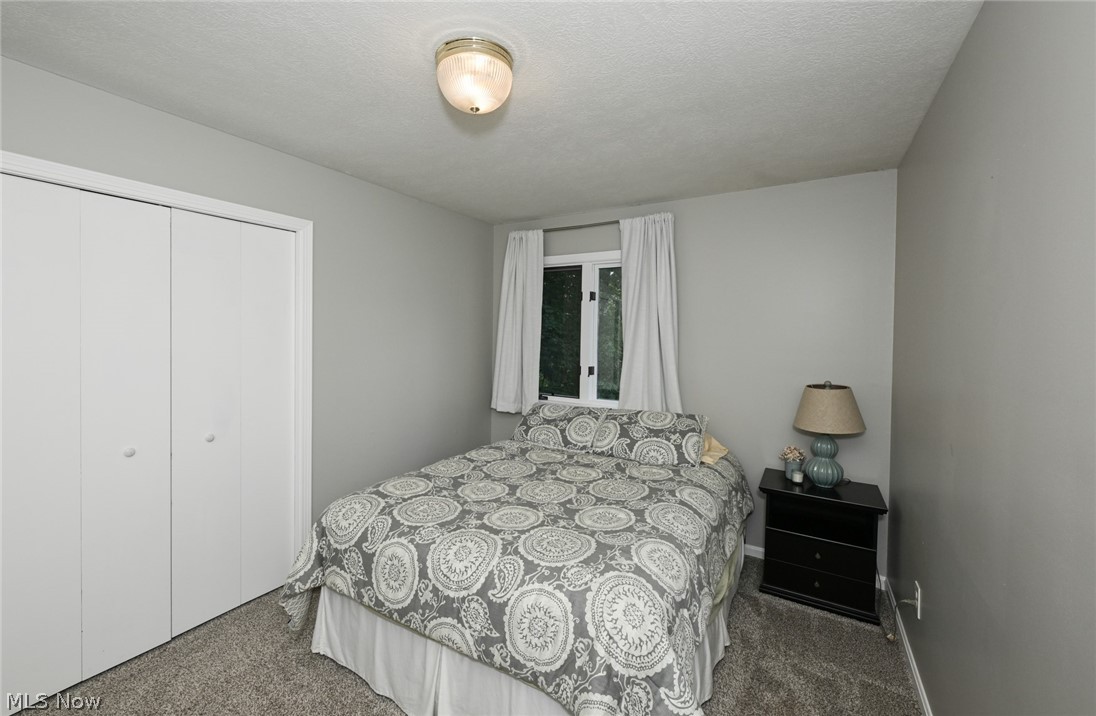 8465 Settlers Passage Brecksville OH 44141
