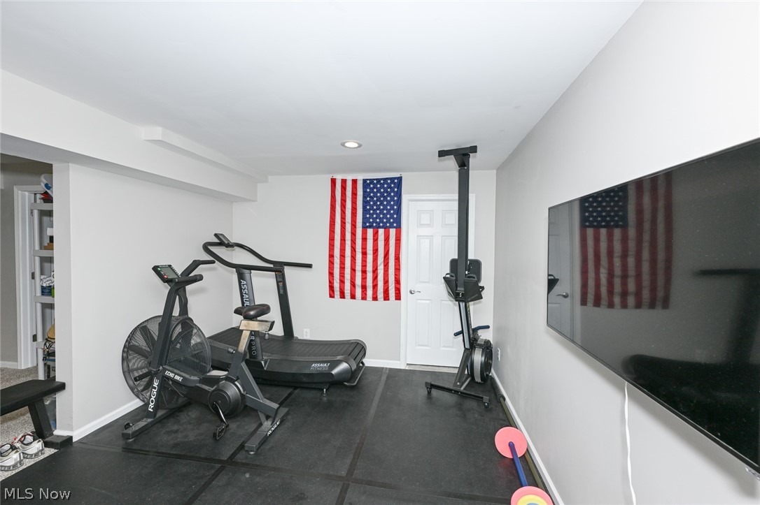 8465 Settlers Passage Brecksville OH 44141