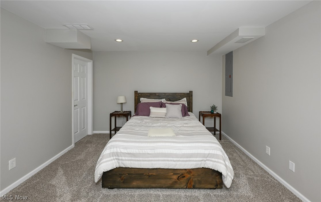 8465 Settlers Passage Brecksville OH 44141