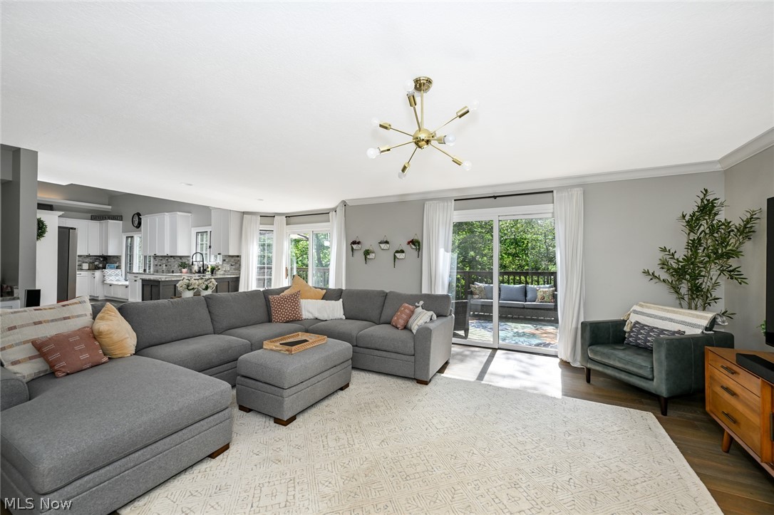 8465 Settlers Passage Brecksville OH 44141