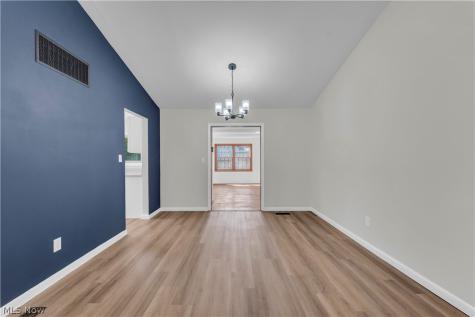 568 Huntley Court Bay Village OH 44140