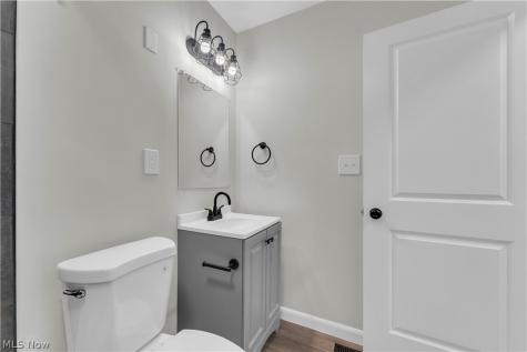 568 Huntley Court Bay Village OH 44140