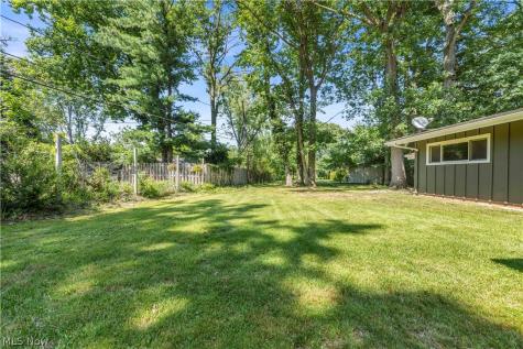 568 Huntley Court Bay Village OH 44140