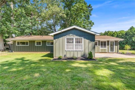 568 Huntley Court Bay Village OH 44140