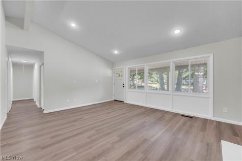 568 Huntley Court Bay Village OH 44140
