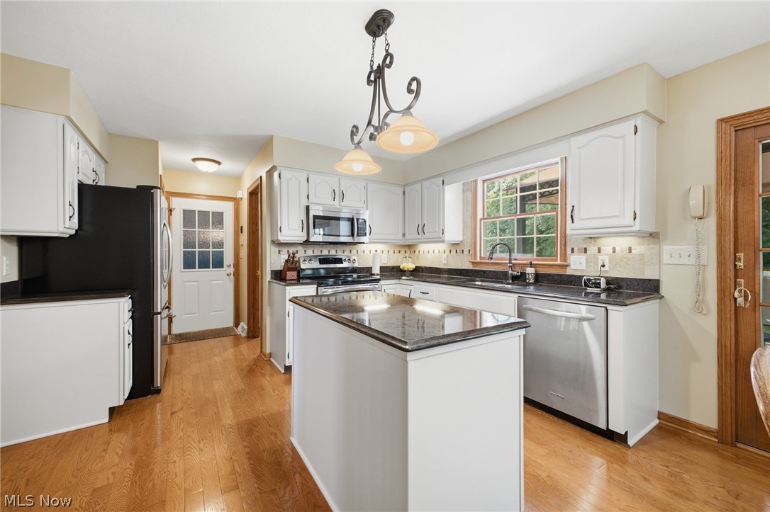 279 Jade Circle Canfield OH 44406