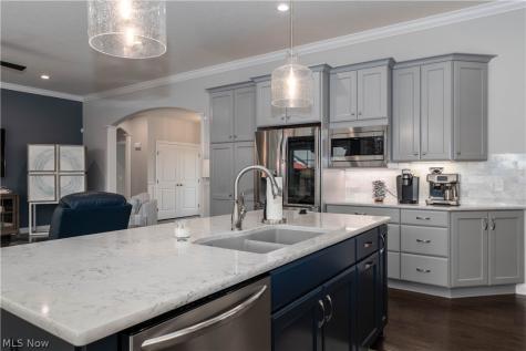8087 Blue Spruce Circle NW North Canton OH 44720