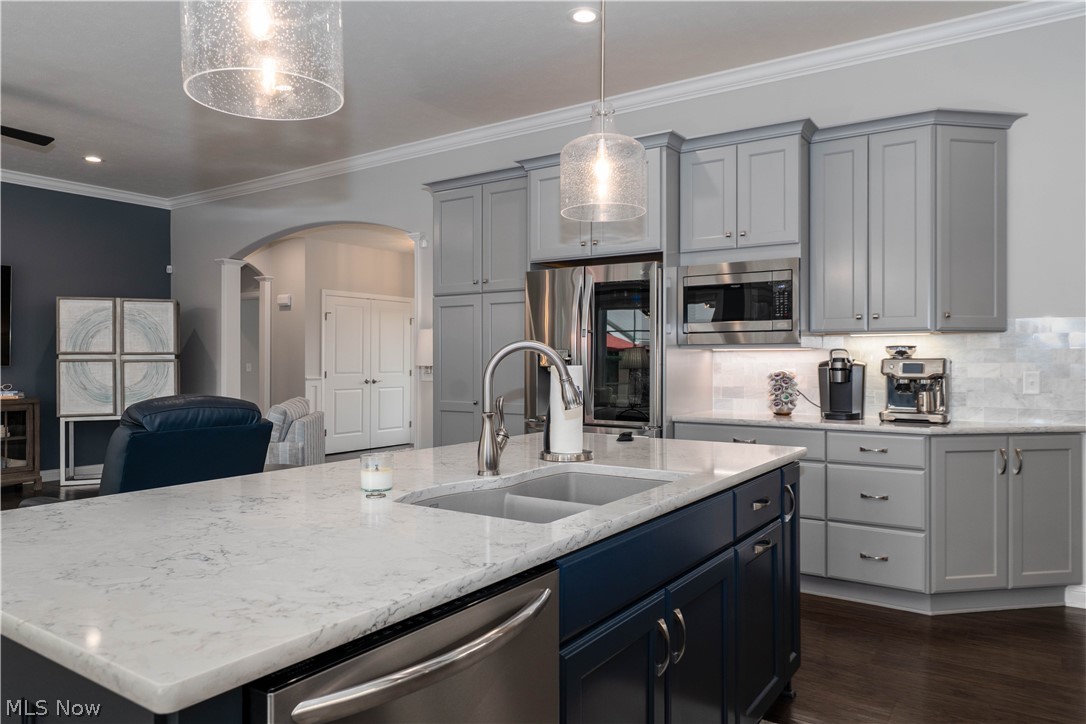 8087 Blue Spruce Circle NW North Canton OH 44720